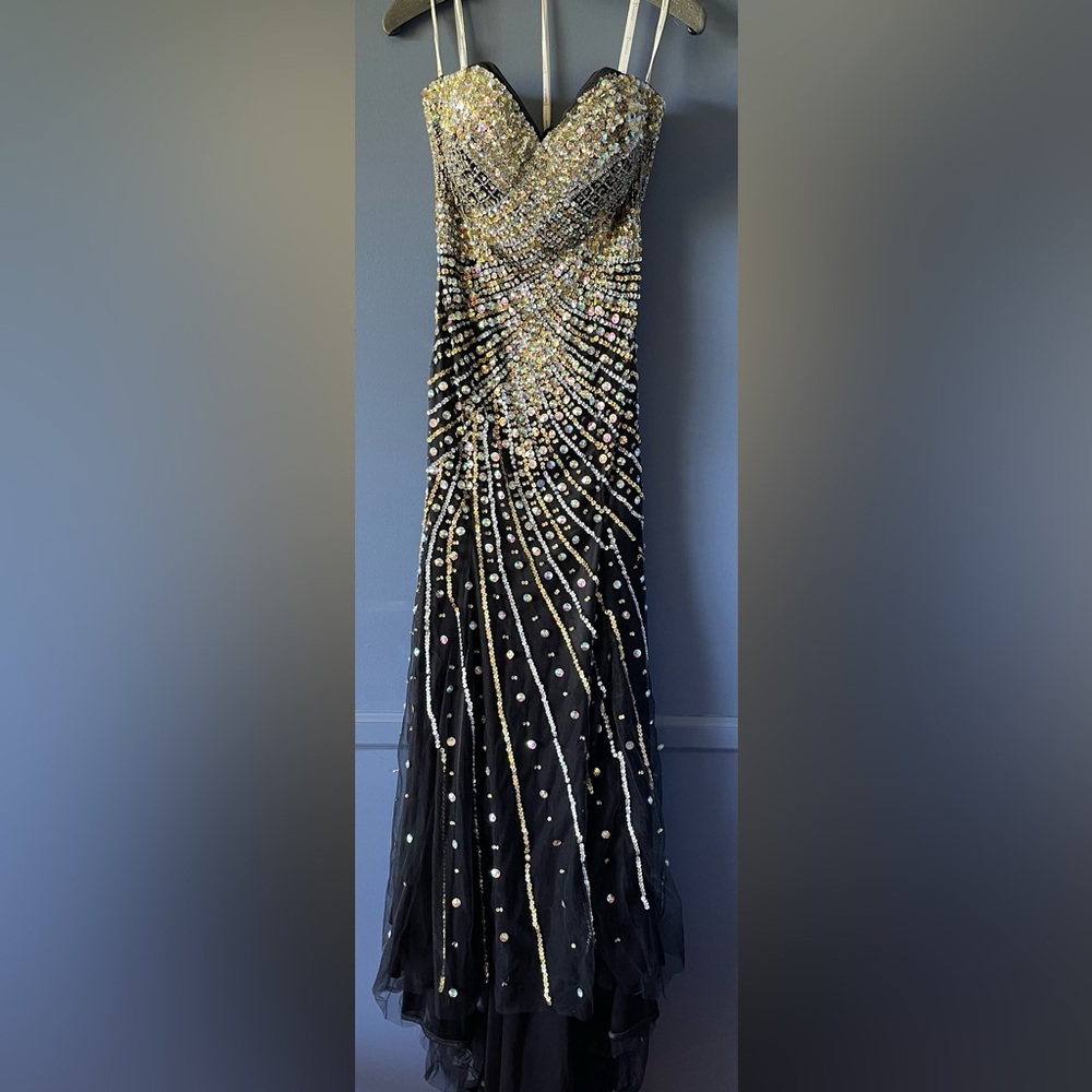 Elegant Black and Gold Prom Evening Gown